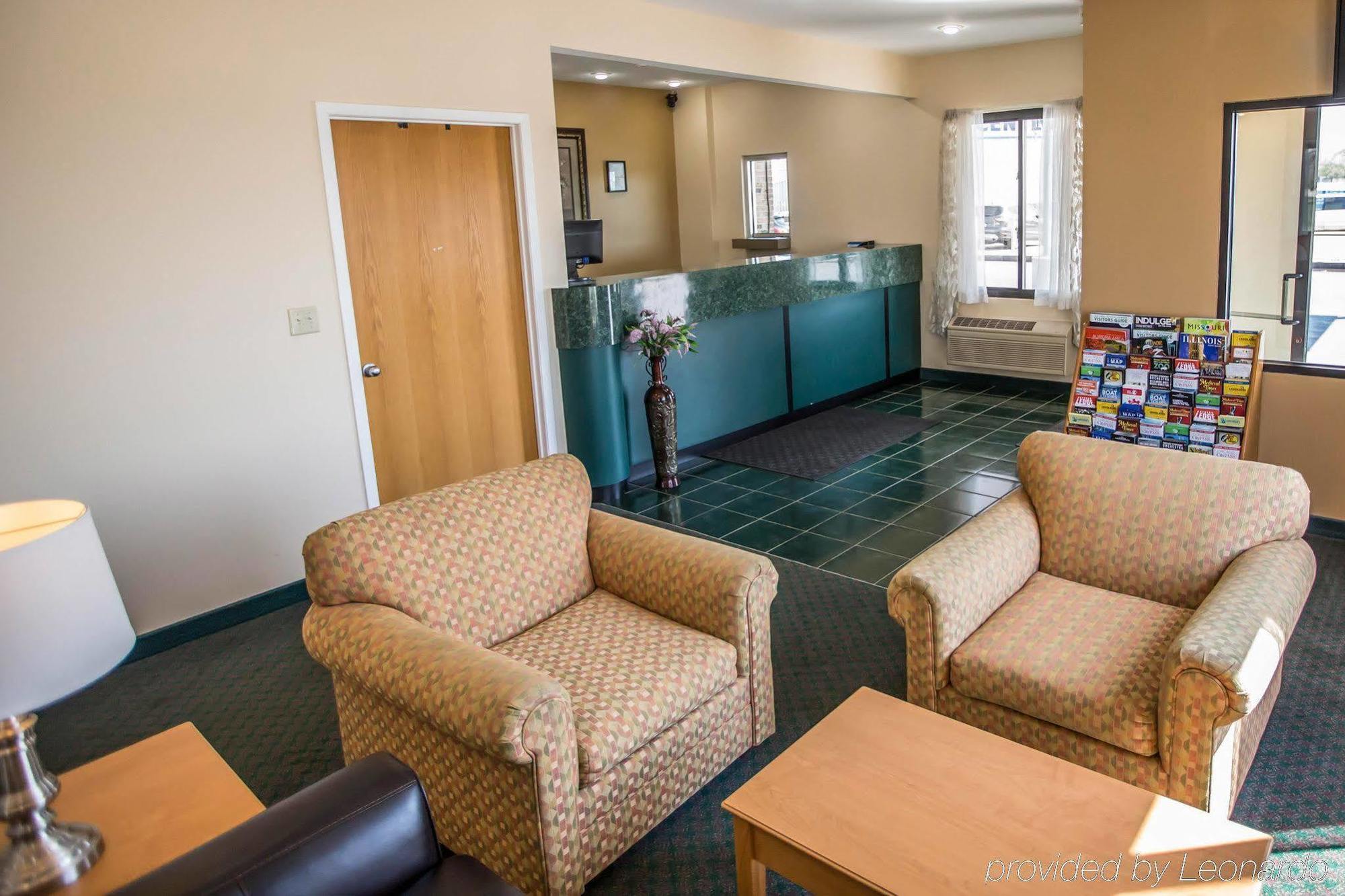 Econo Lodge Shorewood Eksteriør bilde