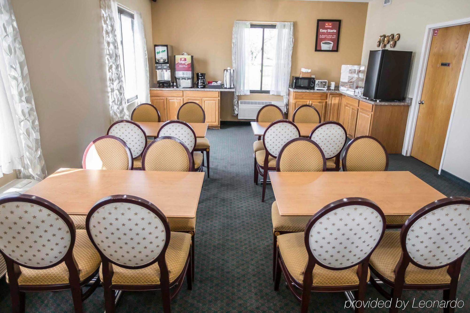 Econo Lodge Shorewood Eksteriør bilde
